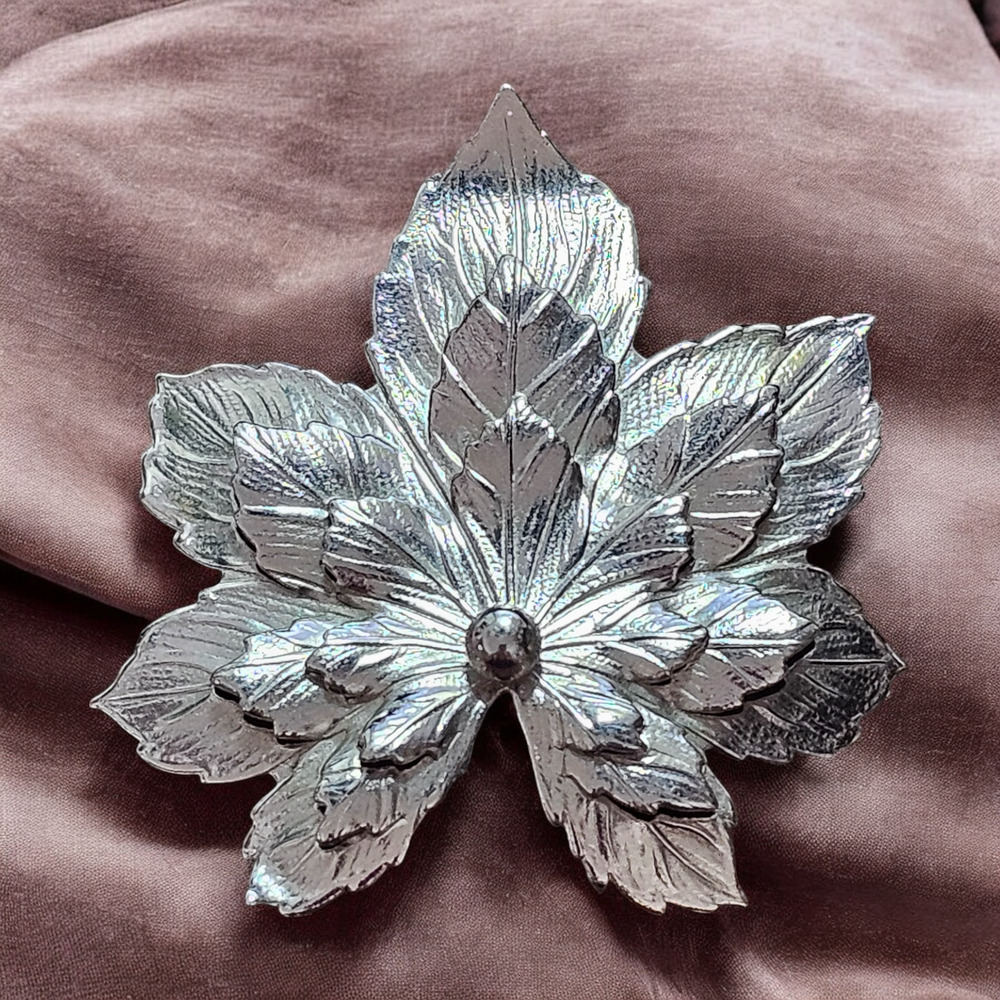 Sarah Coventry Silvery Maple Brooch 1958 Unsigned Original Silver Tone Layered